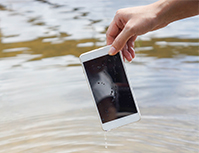 Smartfón a voda: Viete aká je skutočná vodeodolnosť vašich mobilov?
